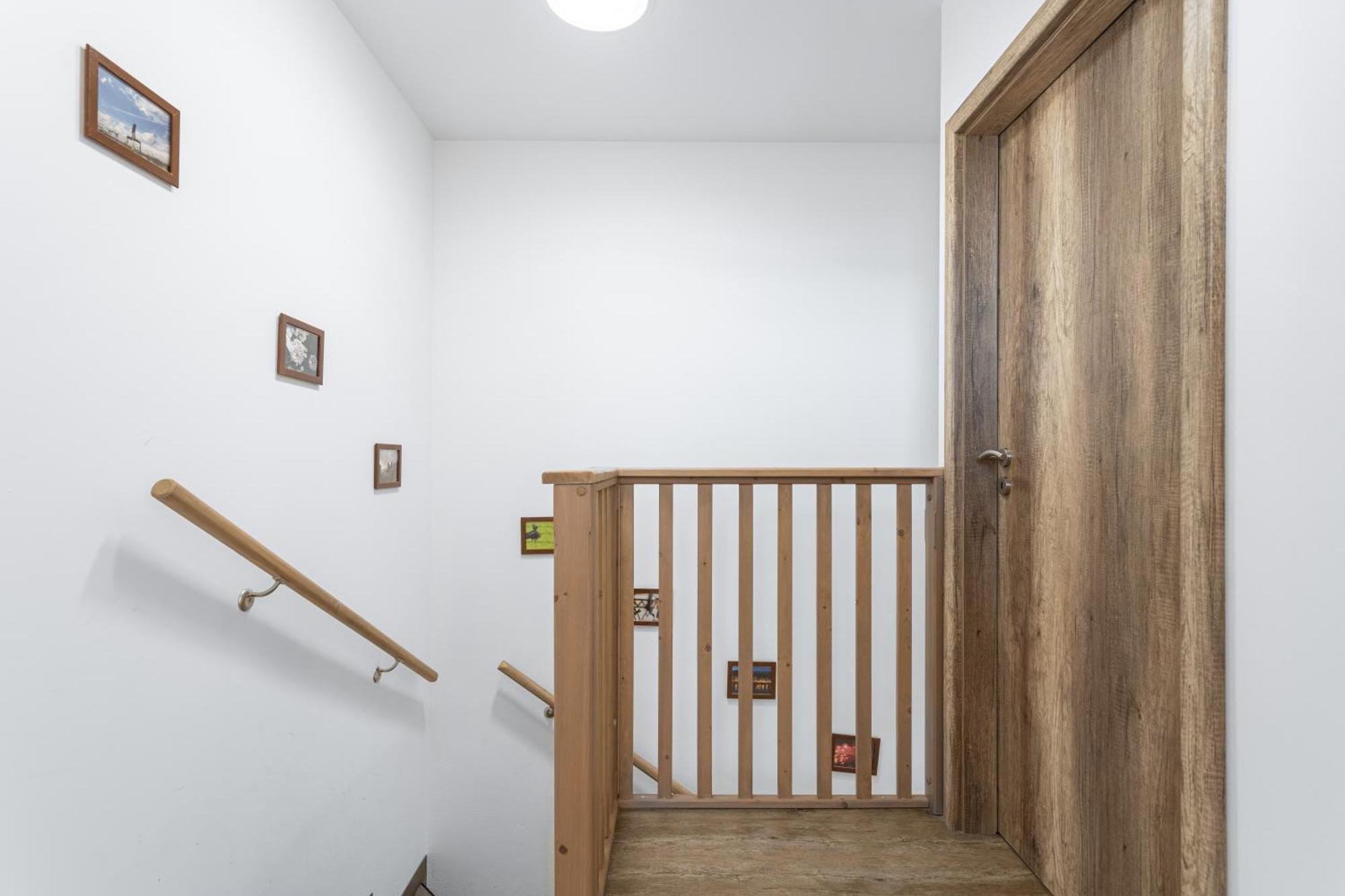 Apartman Cubik Bozi Dar Luaran gambar